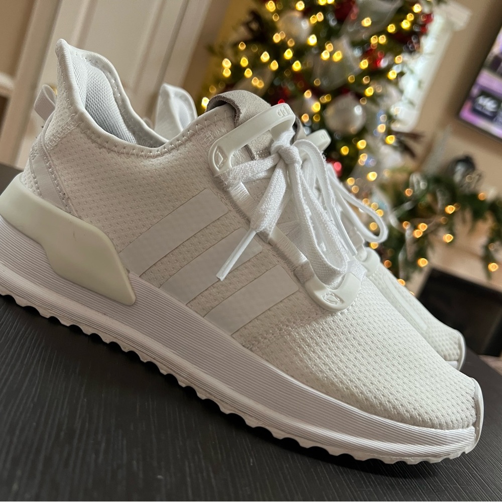 Adidas sneakers size 4